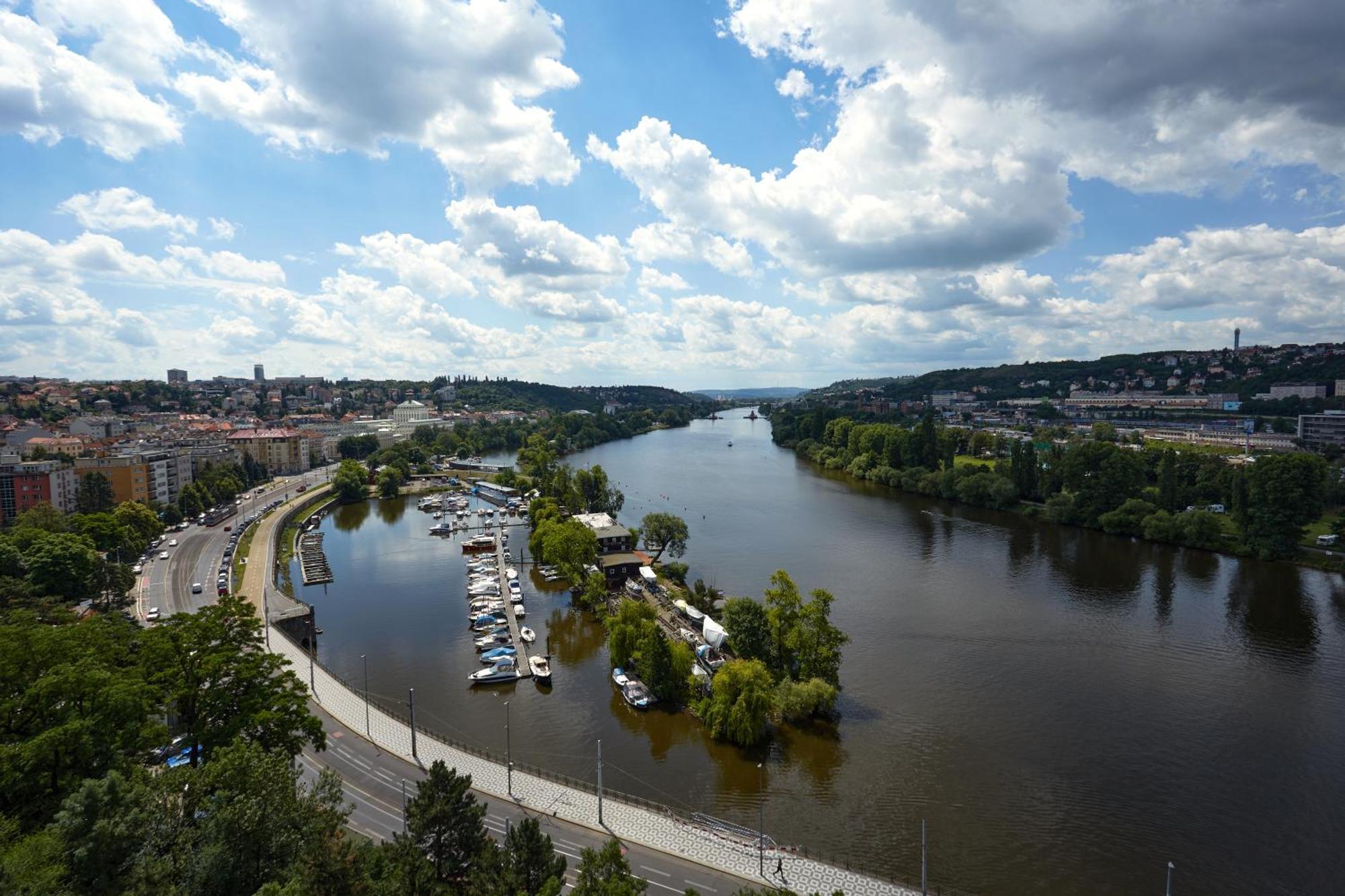 Apartment Luxury Riverside Prague